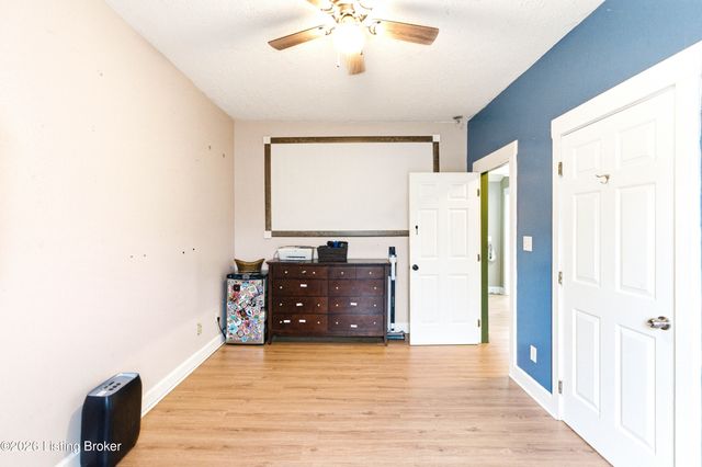 314 E Main St, Simpsonville, KY 40067