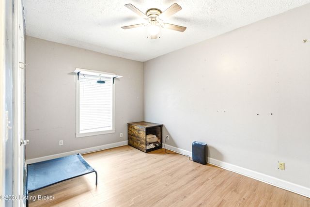 314 E Main St, Simpsonville, KY 40067