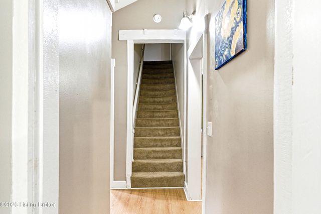 314 E Main St, Simpsonville, KY 40067