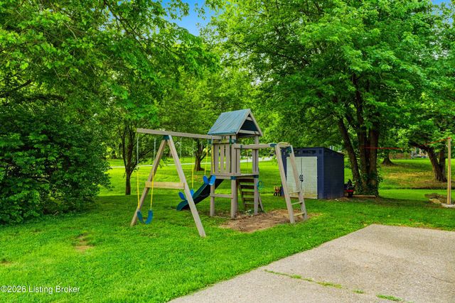 314 E Main St, Simpsonville, KY 40067