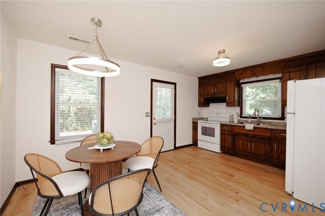 20520 Cox Rd, Sutherland, VA 23885