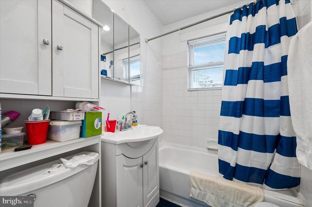 129 E PROVIDENCE RD, Lansdowne, PA 19050