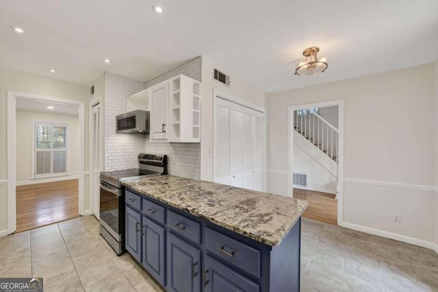 2920 Lavista Way, Decatur, GA 30033