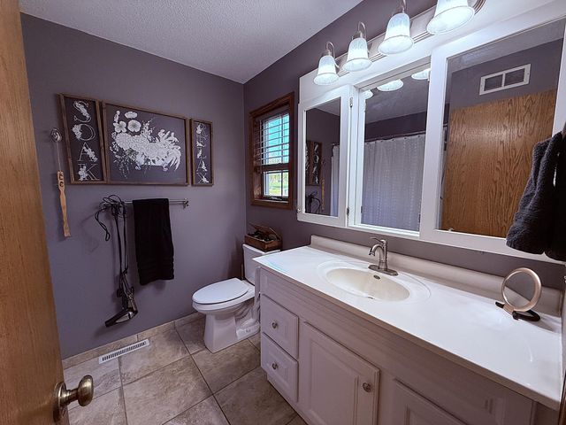 1402 William Avenue, Montevideo, MN 56265