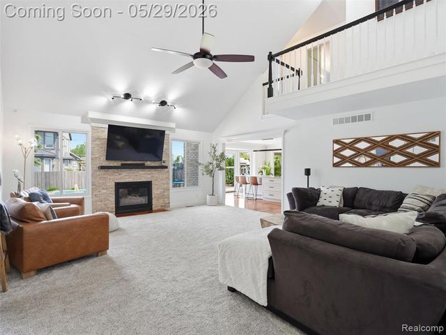 15581 Spiceway, Fraser, MI 48026