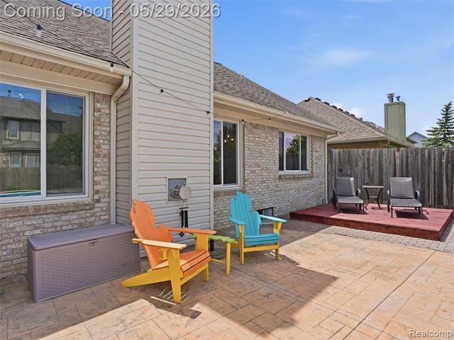 15581 Spiceway, Fraser, MI 48026
