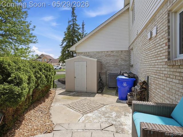 15581 Spiceway, Fraser, MI 48026