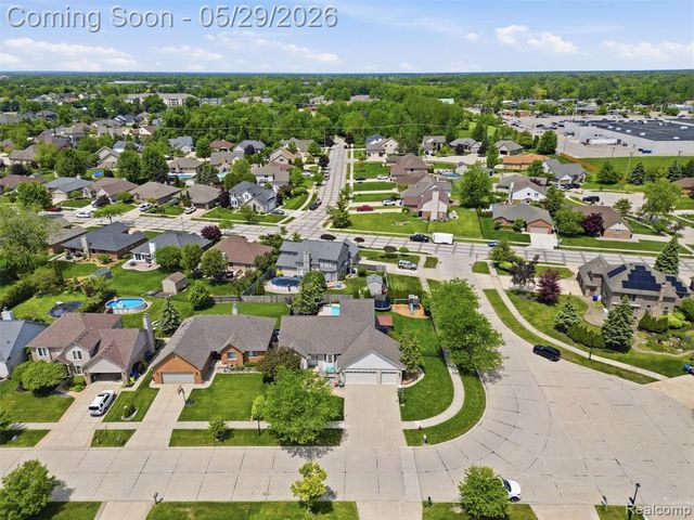 15581 Spiceway, Fraser, MI 48026