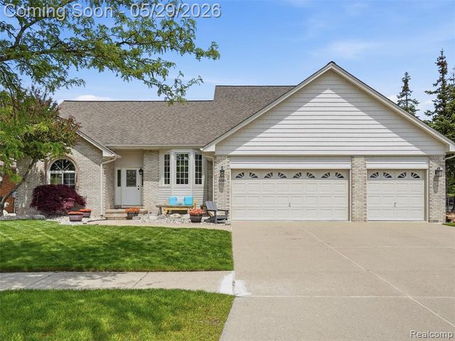 15581 Spiceway, Fraser, MI 48026