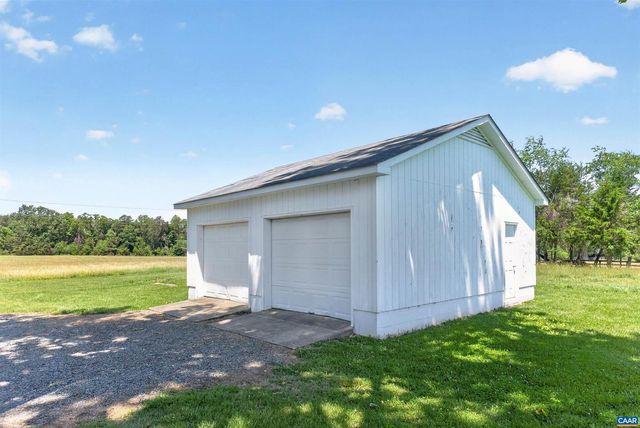 2840 ZION RD, Troy, VA 22947