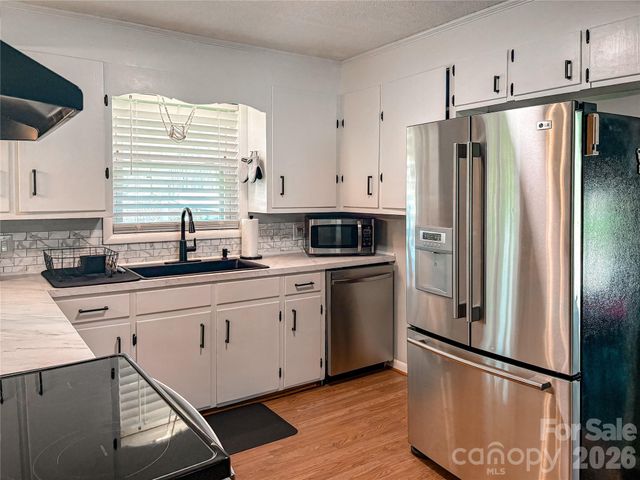 2011 Mountain Creek Road, Albemarle, NC 28001