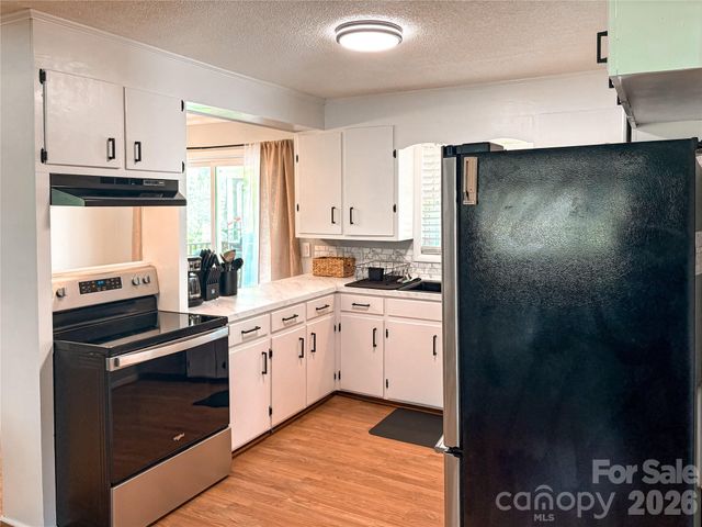 2011 Mountain Creek Road, Albemarle, NC 28001
