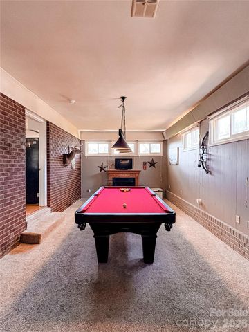 2011 Mountain Creek Road, Albemarle, NC 28001