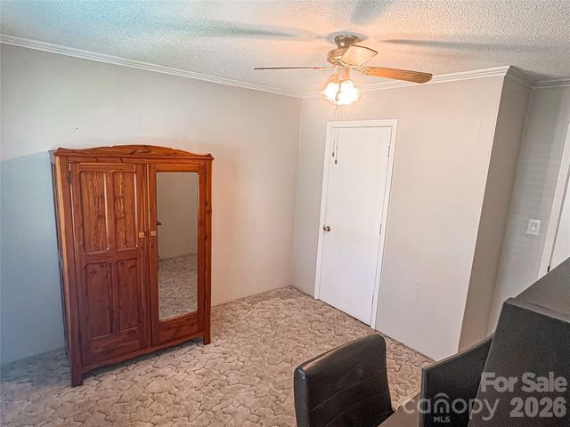 2011 Mountain Creek Road, Albemarle, NC 28001