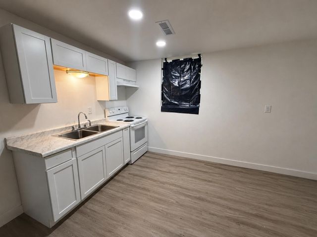 4714 RICE RD, Columbia, MO 65202