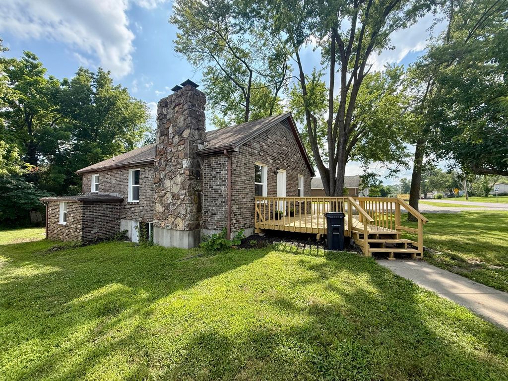 4714 RICE RD, Columbia, MO 65202