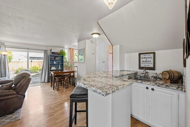 441 Tierra Del Sol, Hollister, CA 95023