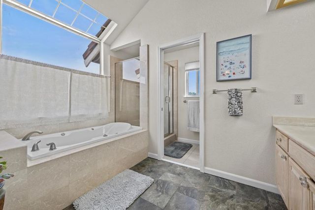 441 Tierra Del Sol, Hollister, CA 95023