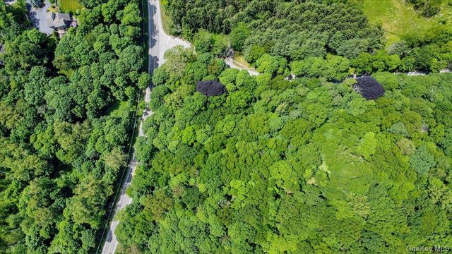 15 Darlington Road, Bedford, NY 10549