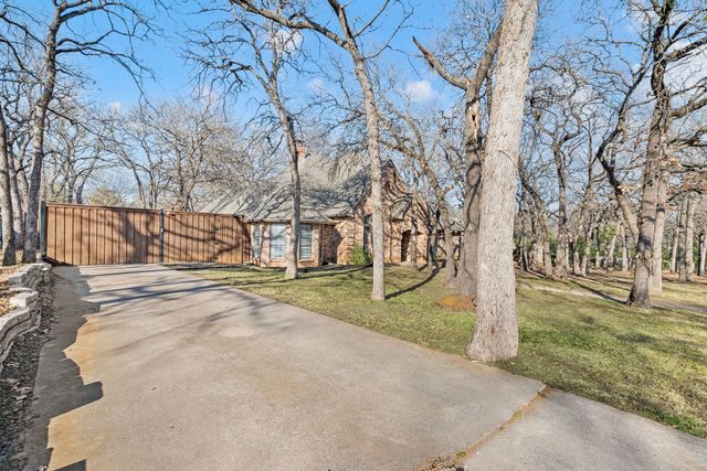 504 Sagebrush Street, Colleyville, TX 76034
