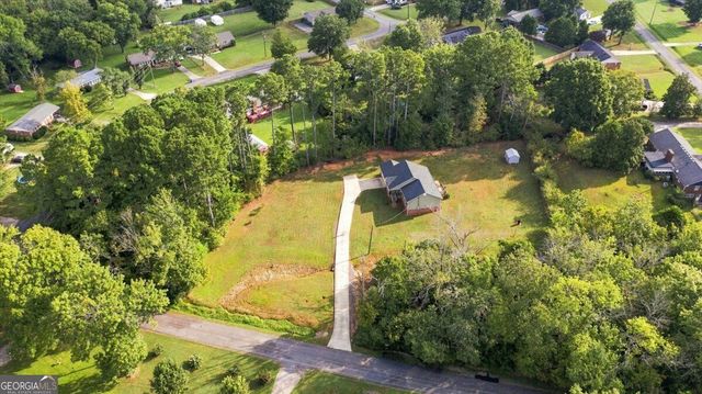 8 Fernwood Way NE, Rome, GA 30161
