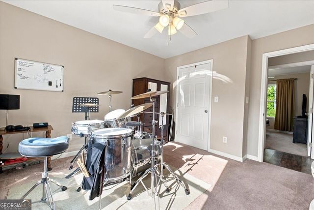 8 Fernwood Way NE, Rome, GA 30161