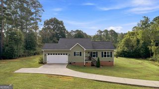 8 Fernwood Way NE, Rome, GA 30161