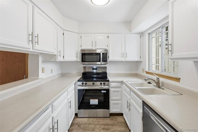 1811 S Quebec Way 95, Denver, CO 80231