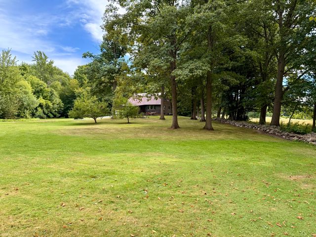 849 River Road, Peru, NY 12972