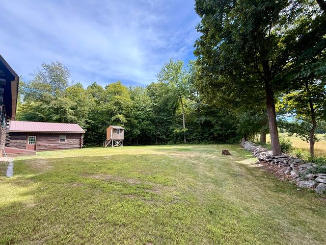 849 River Road, Peru, NY 12972