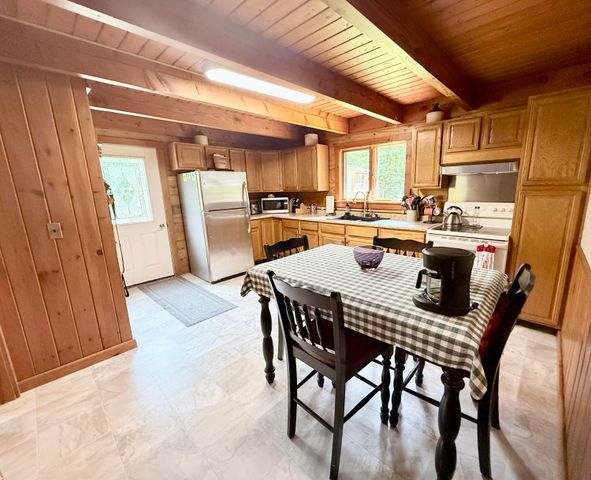 849 River Road, Peru, NY 12972