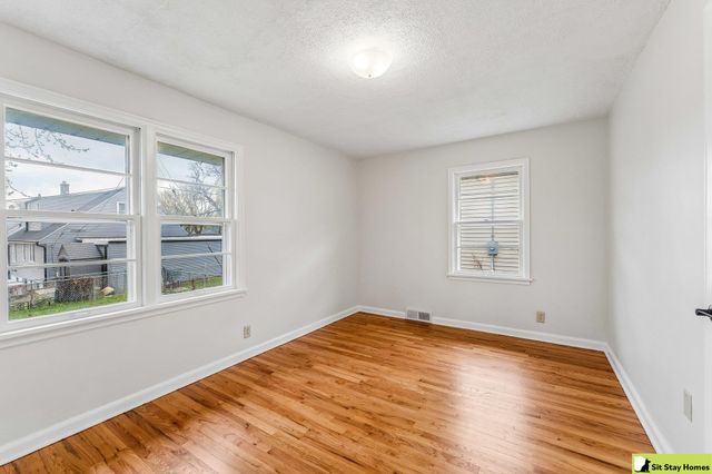 5025 Wirt Street, Omaha, NE 68104