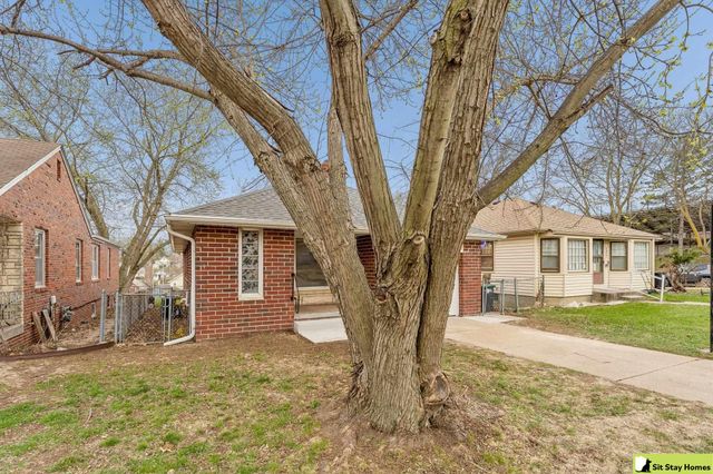 5025 Wirt Street, Omaha, NE 68104