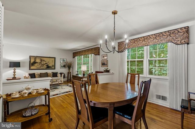 11504 PARKEDGE DR, North Bethesda, MD 20852