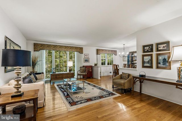 11504 PARKEDGE DR, North Bethesda, MD 20852