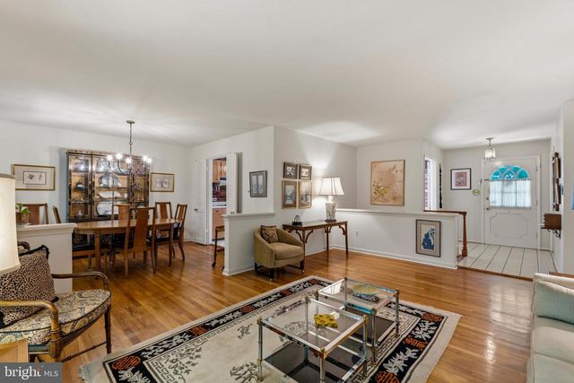 11504 PARKEDGE DR, North Bethesda, MD 20852