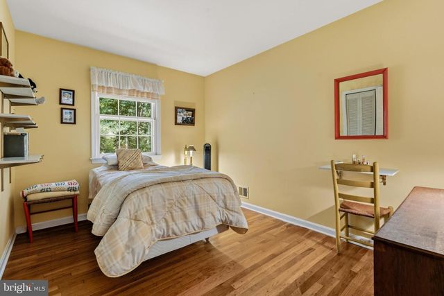 11504 PARKEDGE DR, North Bethesda, MD 20852