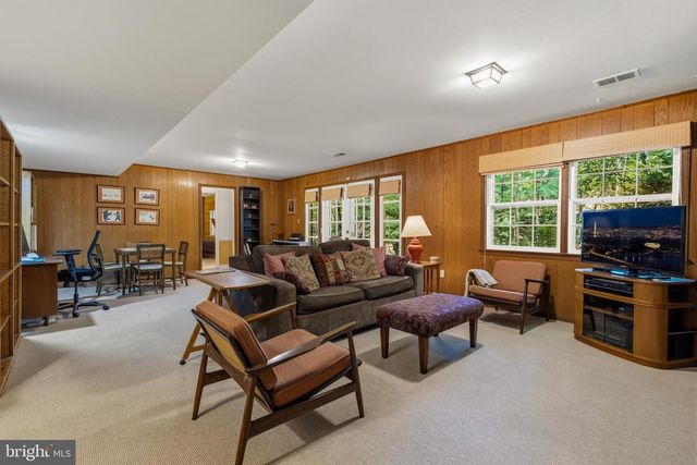 11504 PARKEDGE DR, North Bethesda, MD 20852