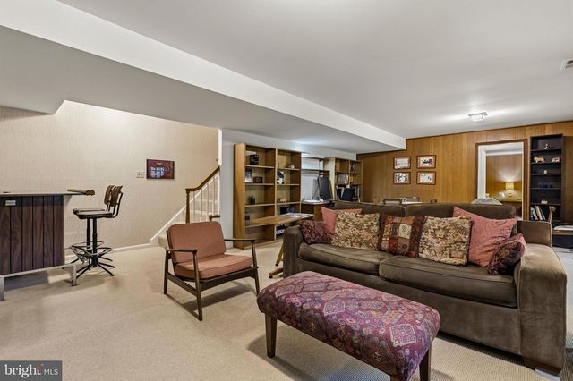 11504 PARKEDGE DR, North Bethesda, MD 20852