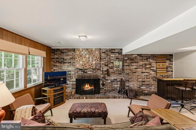 11504 PARKEDGE DR, North Bethesda, MD 20852