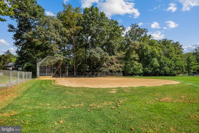 11504 PARKEDGE DR, North Bethesda, MD 20852