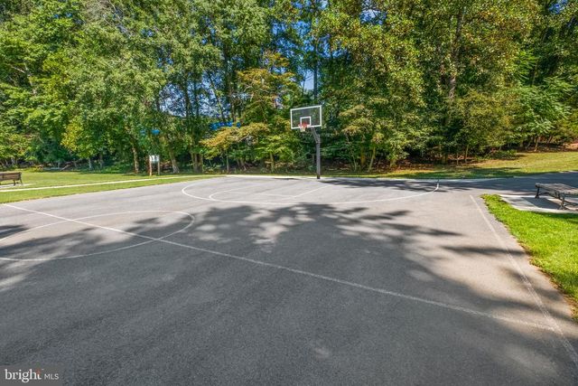 11504 PARKEDGE DR, North Bethesda, MD 20852