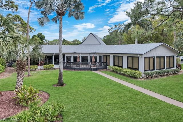 15495 Cedarwood LN 204, Naples, FL 34110