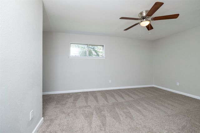 1115 Redbud Court, Arlington, TX 76012