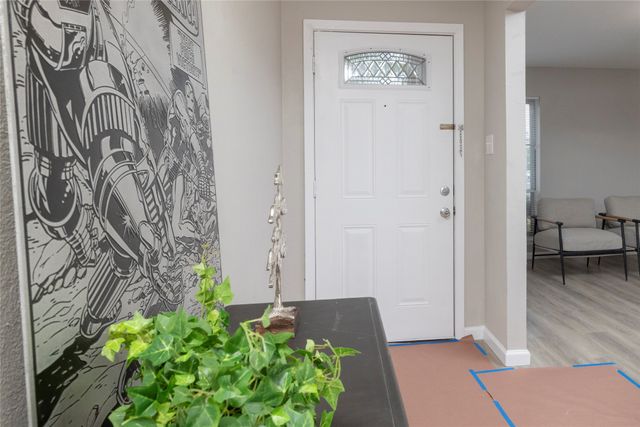 1115 Redbud Court, Arlington, TX 76012