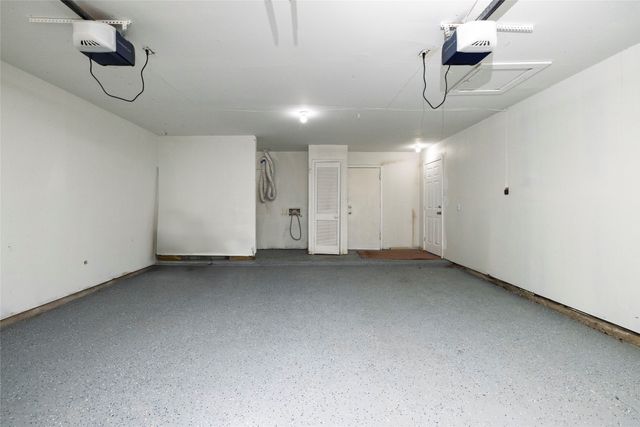 1115 Redbud Court, Arlington, TX 76012