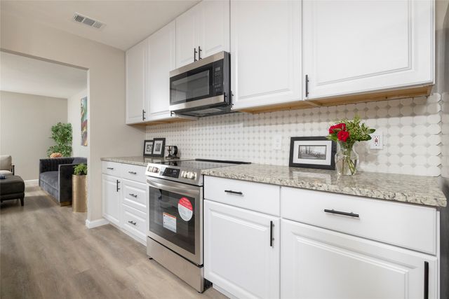 1115 Redbud Court, Arlington, TX 76012