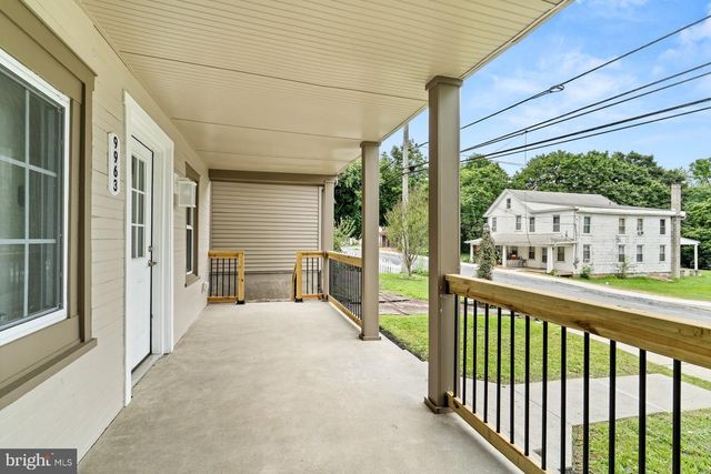 9963 JONESTOWN RD, Grantville, PA 17028