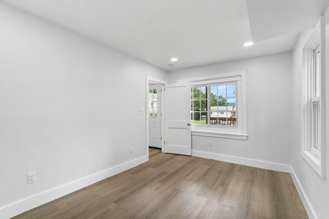 9963 JONESTOWN RD, Grantville, PA 17028