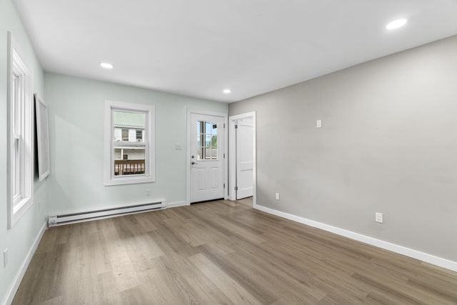 9963 JONESTOWN RD, Grantville, PA 17028
